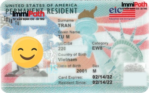 Khách hàng ImmiPath nhận được thẻ xanh 10 năm qua chương trình định cư Mỹ theo diện EB3
