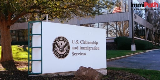 Hồ sơ bảo lãnh đi Mỹ diện F3 phải được nộp lên Sở Di Trú và Nhập tịch Mỹ (USCIS)  - Immipath