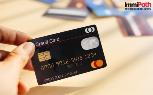 Tạo thẻ tín dụng ngân hàng giúp bạn thanh toán và nhận lương dễ dàng hơn - Immipath