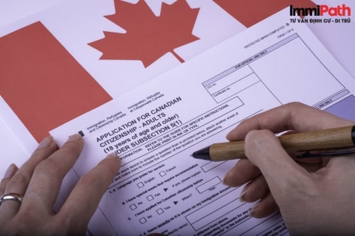 Bạn cần điền vào các mẫu đơn để đủ điều kiện để thi quốc tịch Canada - ImmiPath