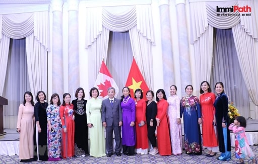 Người Việt sinh sống ở Canada - ImmiPath